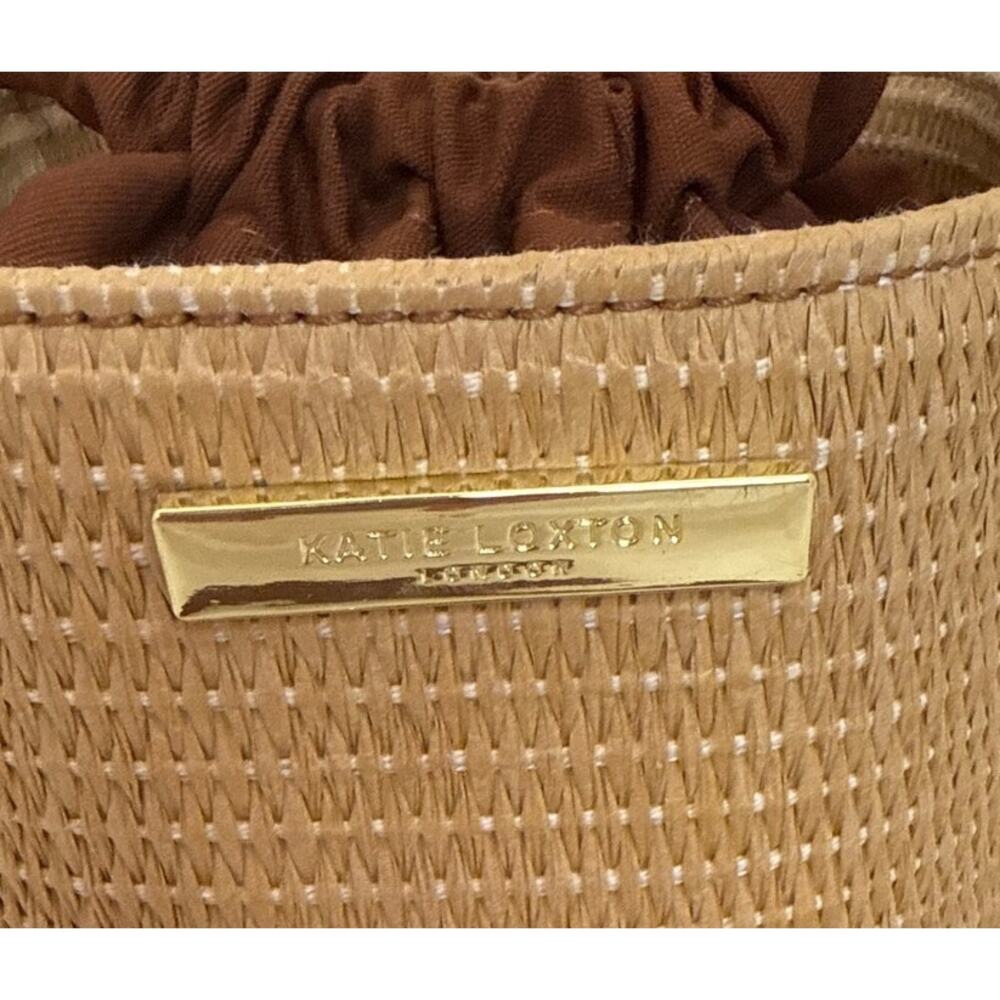 Katie Loxton Gigi Straw Woven Bucket Bag Bamboo Handle Brown Crossbody NWOT - Picture 2 of 9